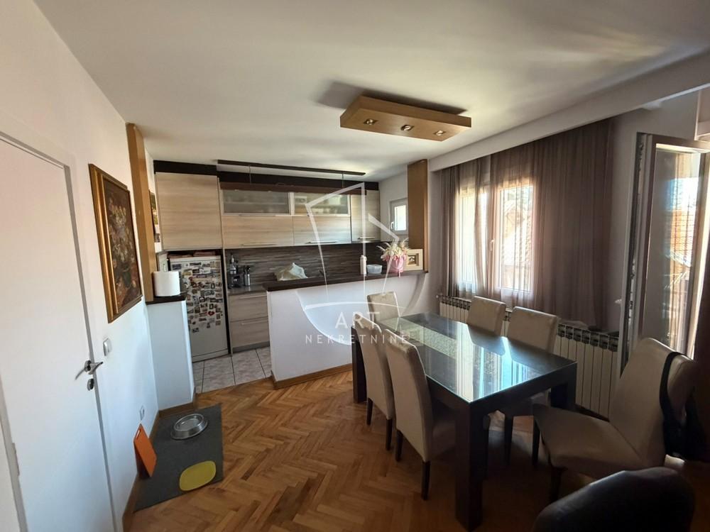Slika 3 - Kosovska,  Kuća na prodaju, 433m2, 690.000€