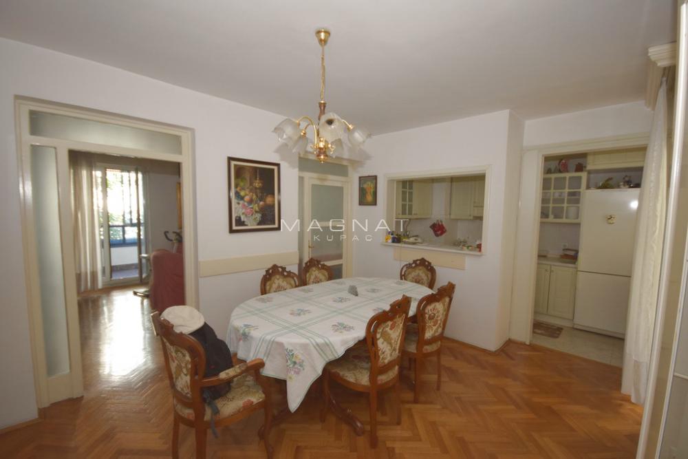 Slika 2 - Alekse Nenadovića, Četvorosoban stan na prodaju, 105m2, 485.000€