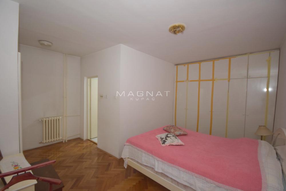 Slika 5 - Alekse Nenadovića, Četvorosoban stan na prodaju, 105m2, 485.000€