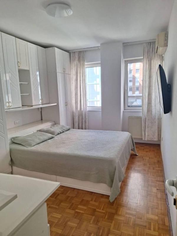 Slika 8 - Kneza Danila, Dvosoban stan za izdavanje, 55m2, 1.000€