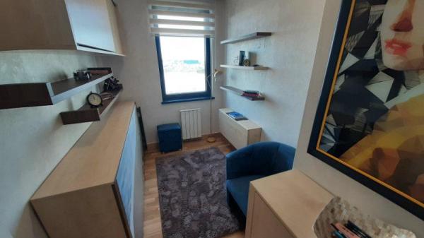 Slika 10 - Bulevar Vudroa Vilsona, Četvorosoban stan za izdavanje, 91m2, 2.000€