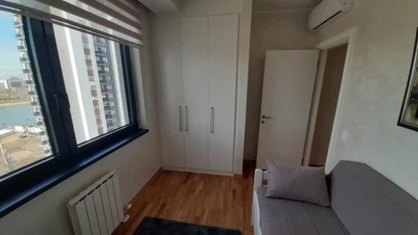 Slika 7 - Bulevar Vudroa Vilsona, Četvorosoban stan za izdavanje, 91m2, 2.000€
