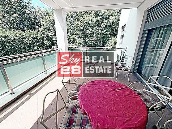 Slika 9 - Petosoban stan za izdavanje, 330m2, 4.200€