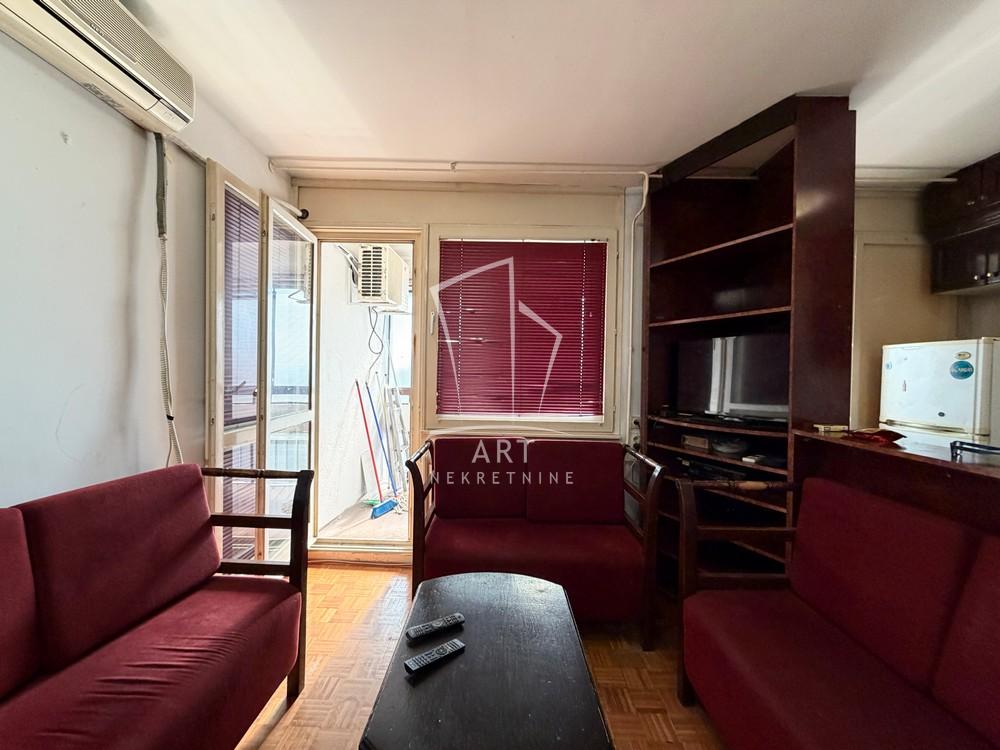 Slika 1 - Vojvode Stepe, Dvoiposoban stan na prodaju, 75m2, 189.000€