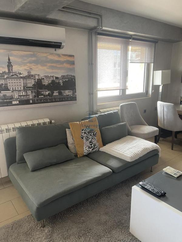 Slika 3 - Džordža Vašiongtona, Petosoban stan za izdavanje, 85m2, 1.500€