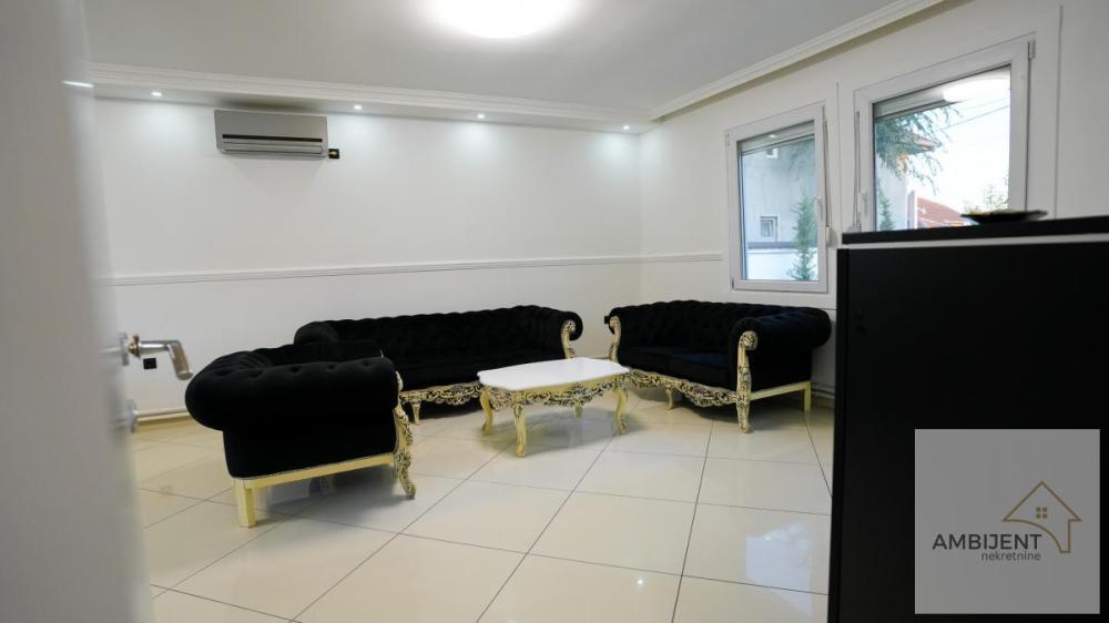 Glavna slika - Kuća na prodaju, 131m2, 265.000€