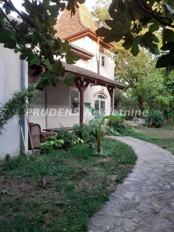 Glavna slika -Trosoban stan za izdavanje, 80m2, 420€