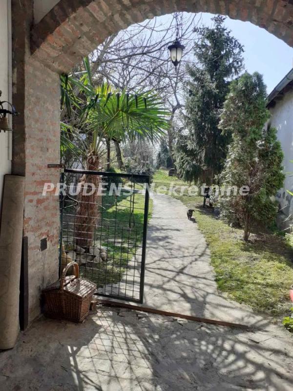 Slika 1 - Trosoban stan za izdavanje, 80m2, 420€