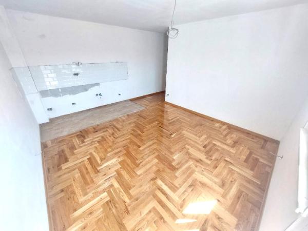 Slika 1 - Dunavska, Jednoiposoban stan na prodaju, 57m2, 100.000€