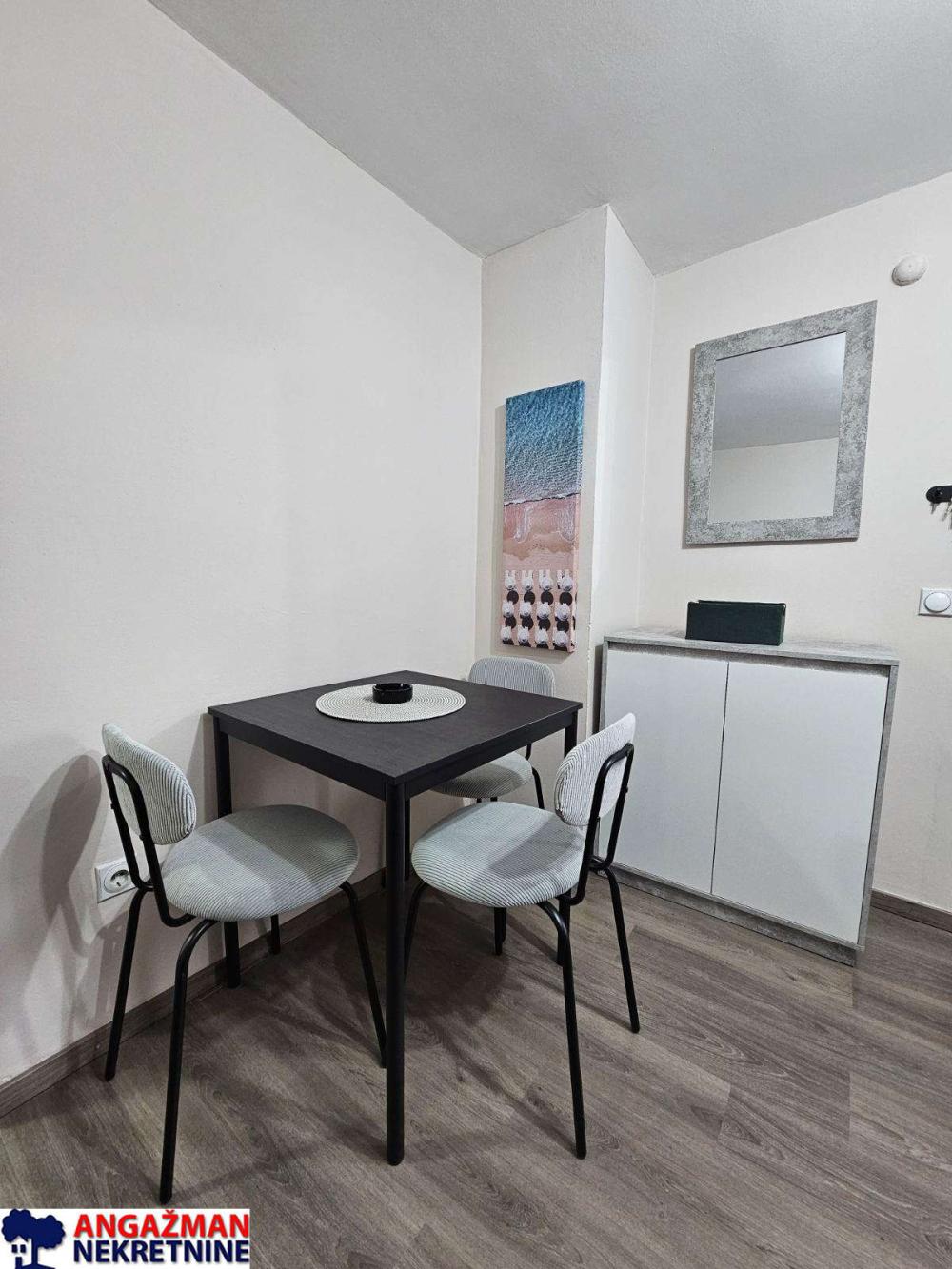 Slika 4 - Cara Dušana, Jednoiposoban stan na prodaju, 31m2, 97.000€