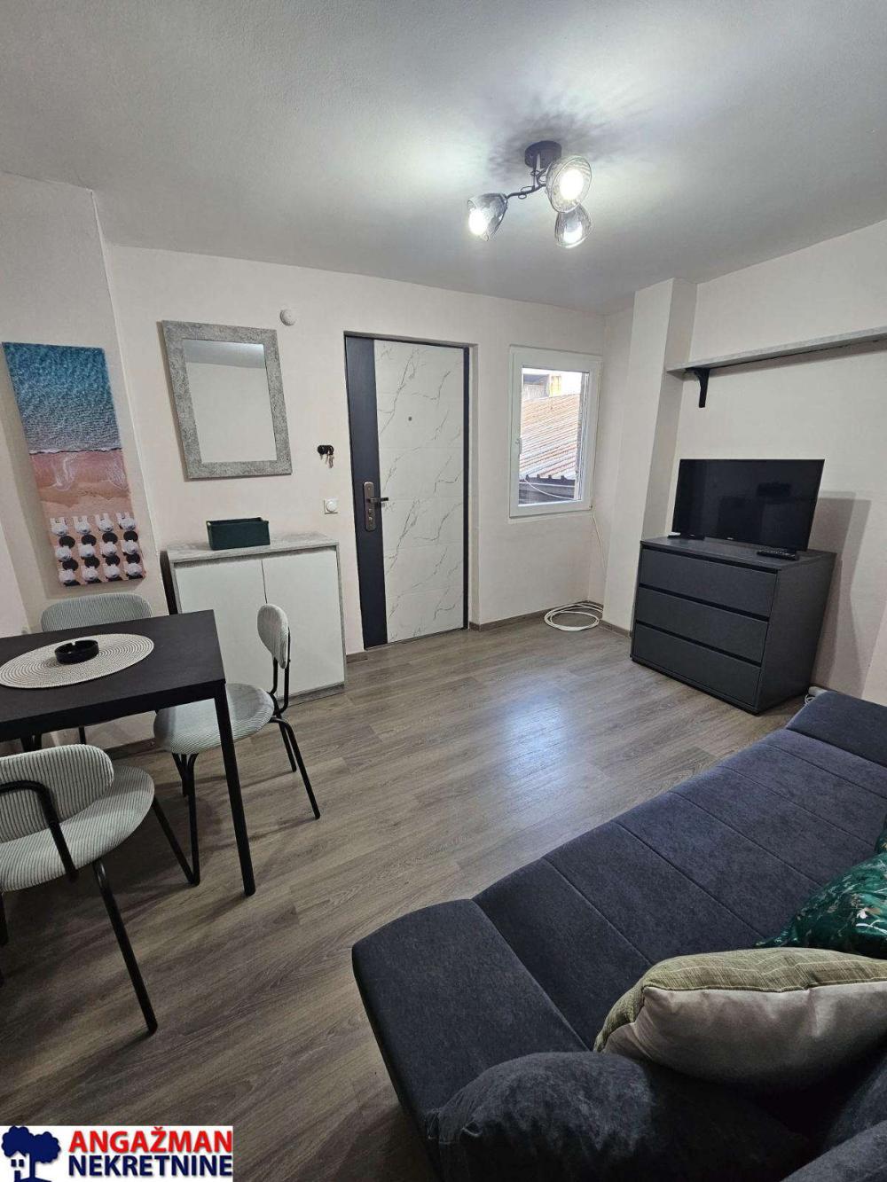 Glavna slika -Cara Dušana, Jednoiposoban stan na prodaju, 31m2, 97.000€