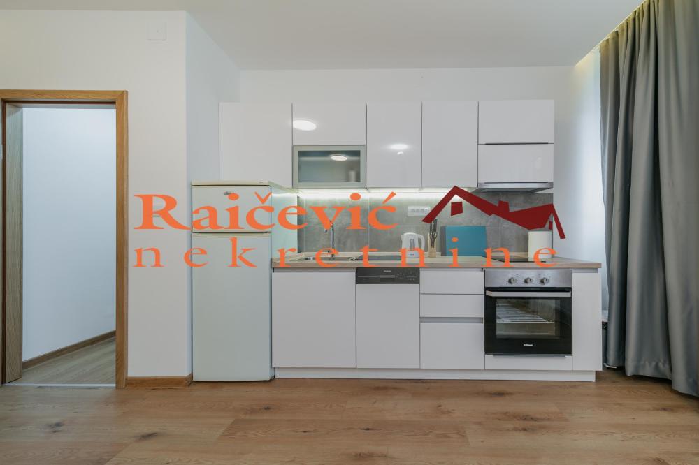 Slika 6 - Svetogorska,  Lokal na prodaju, 191m2, 955.000€