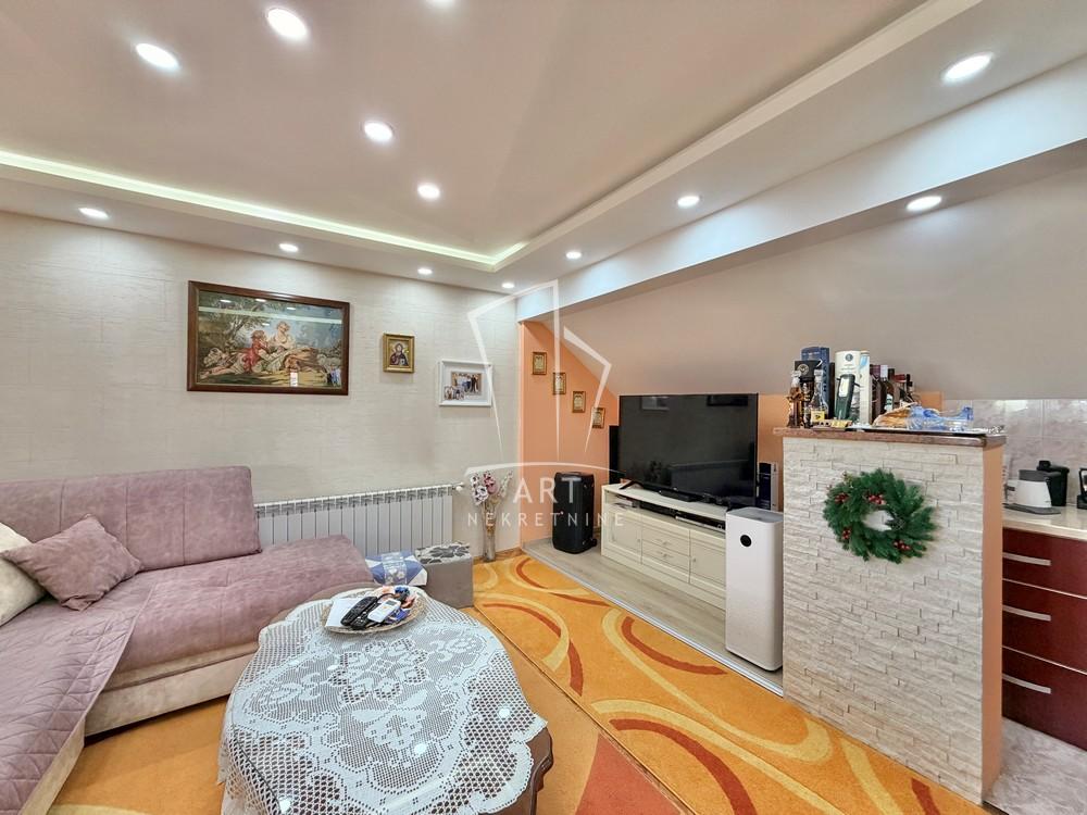Slika 1 - Gračanička,  Kuća na prodaju, 213m2, 180.000€