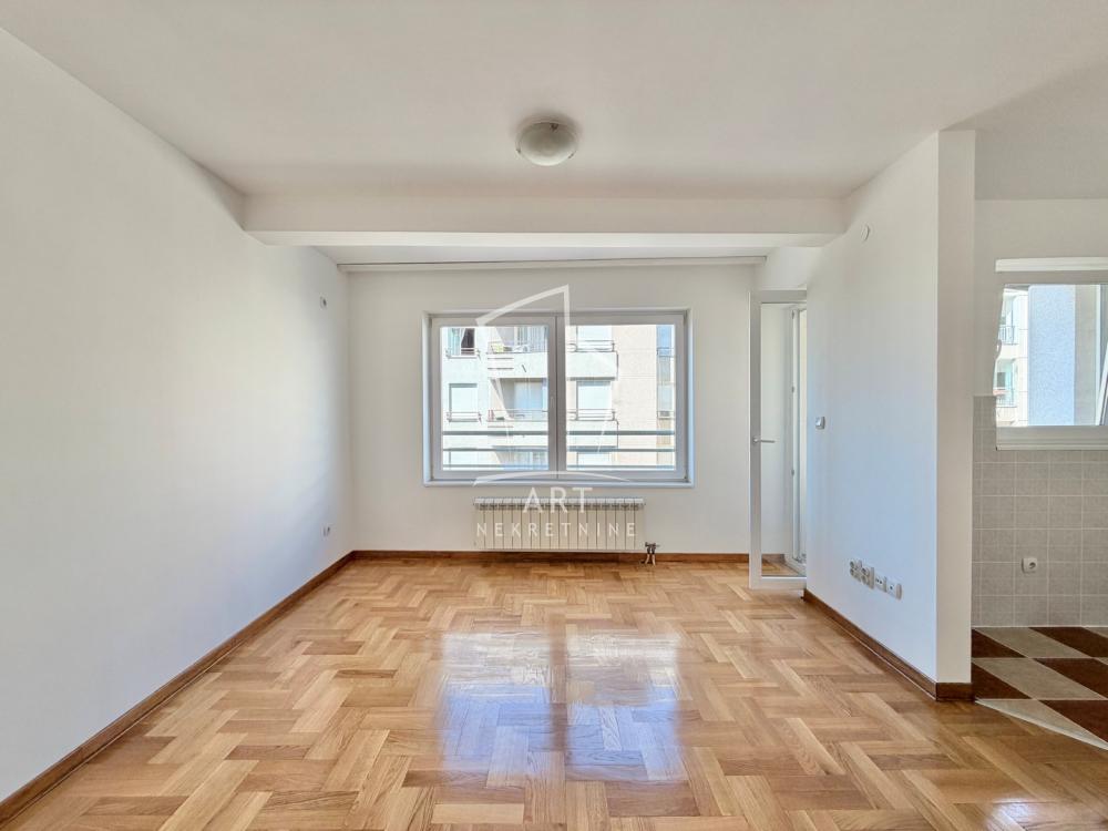 Slika 8 - Kajmakčalanska, Trosoban stan na prodaju, 65m2, 305.500€