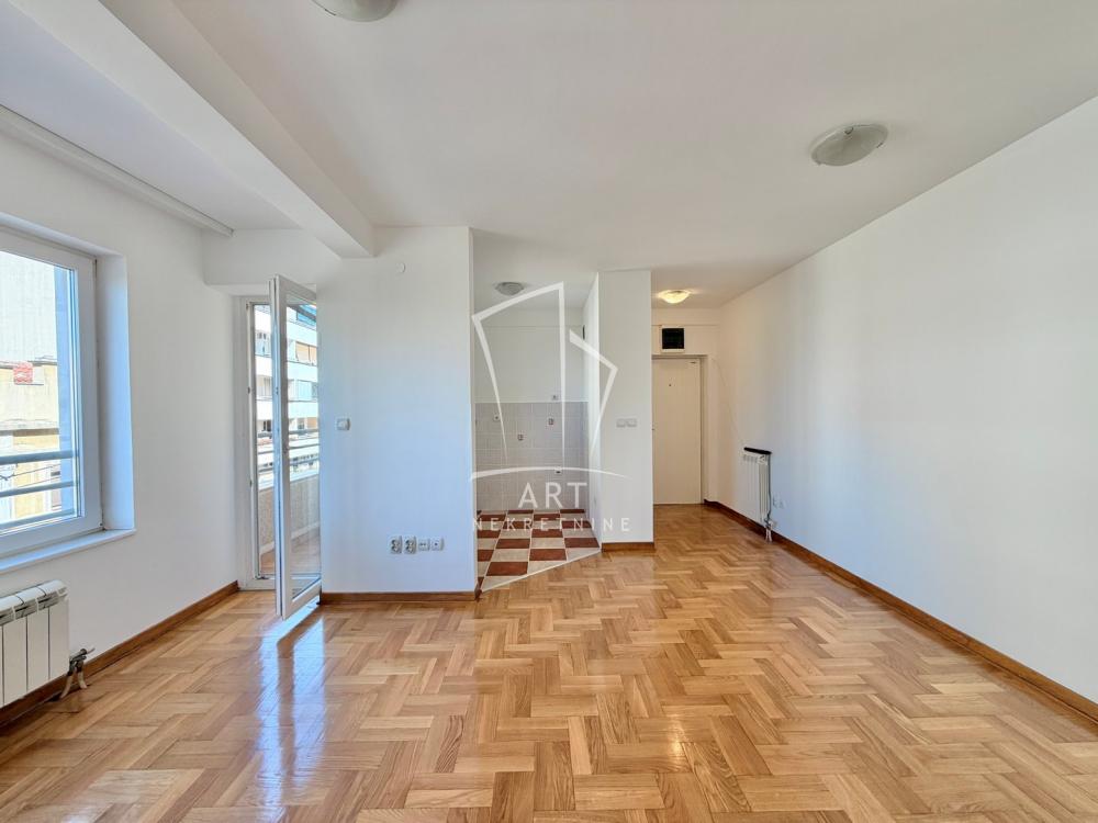 Slika 3 - Kajmakčalanska, Trosoban stan na prodaju, 65m2, 305.500€