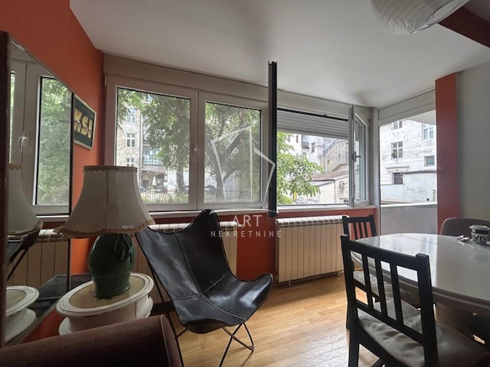 Slika 1 - Kralja Milana, Dvoiposoban stan na prodaju, 54m2, 280.500€