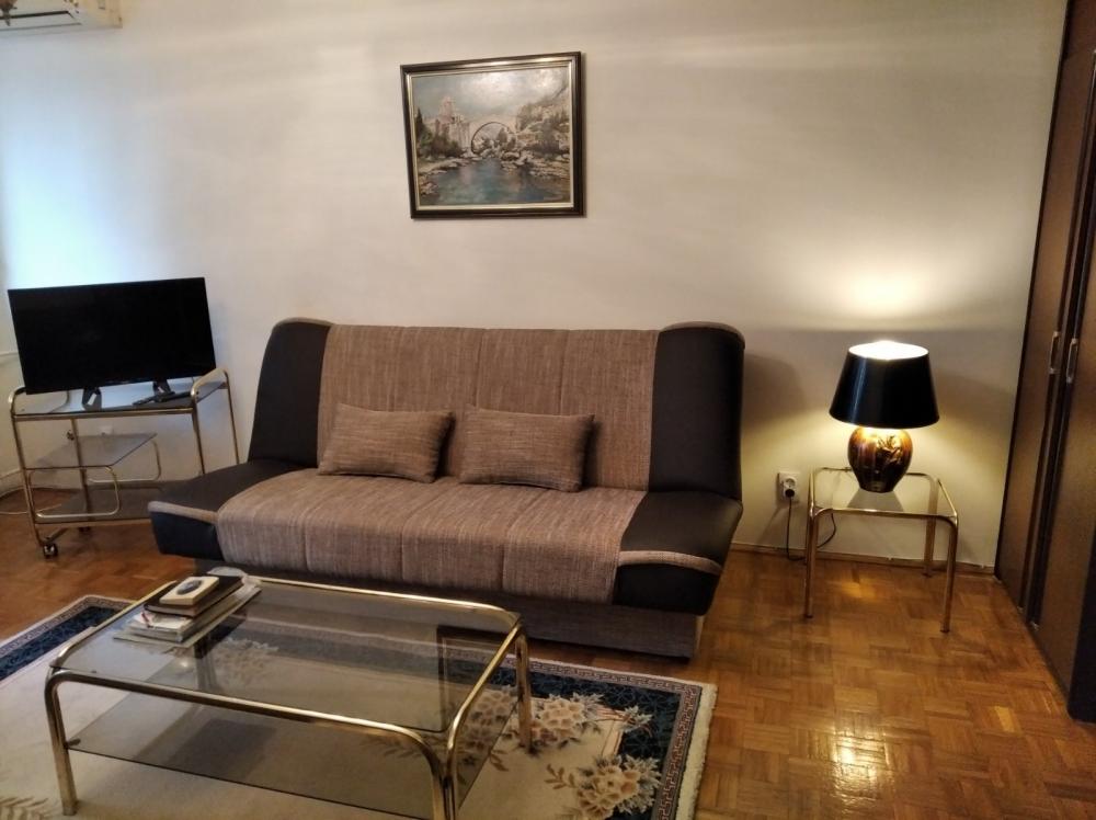 Slika 1 - Darvinova, Dvosoban stan za izdavanje, 54m2, 450€