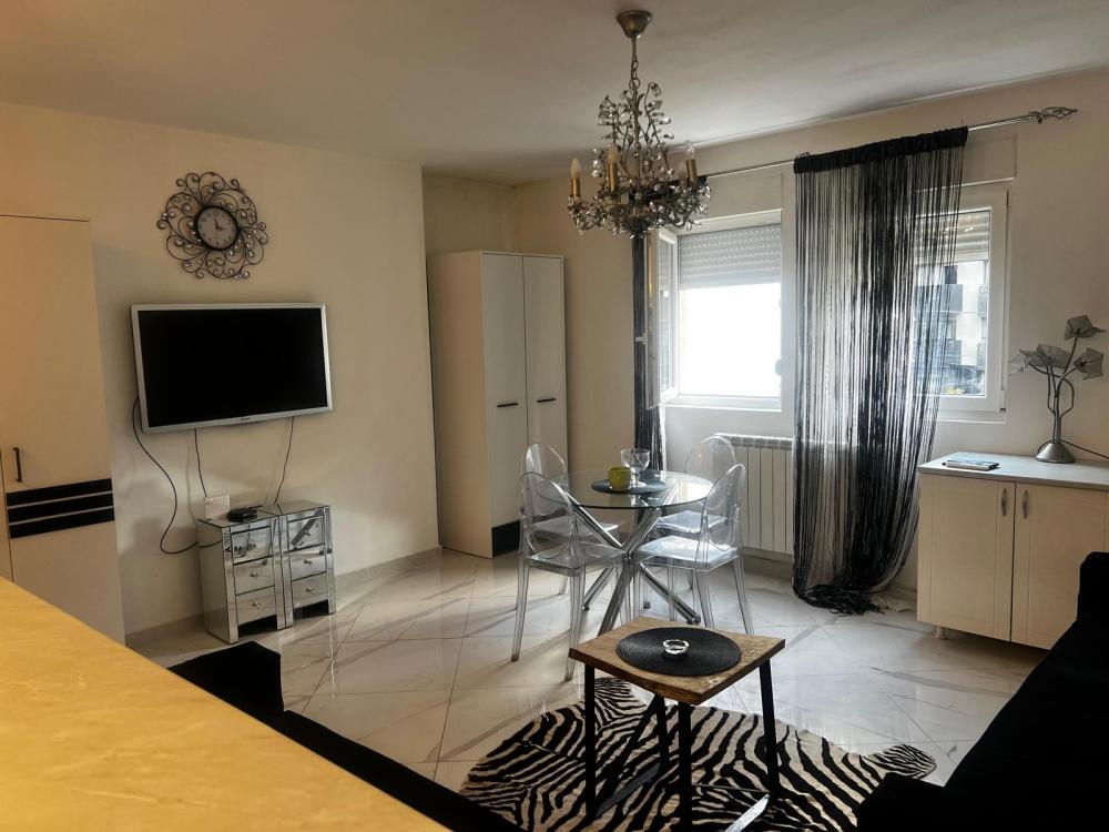 Slika 1 - Cerska, Jednosoban stan za izdavanje, 31m2, 500€