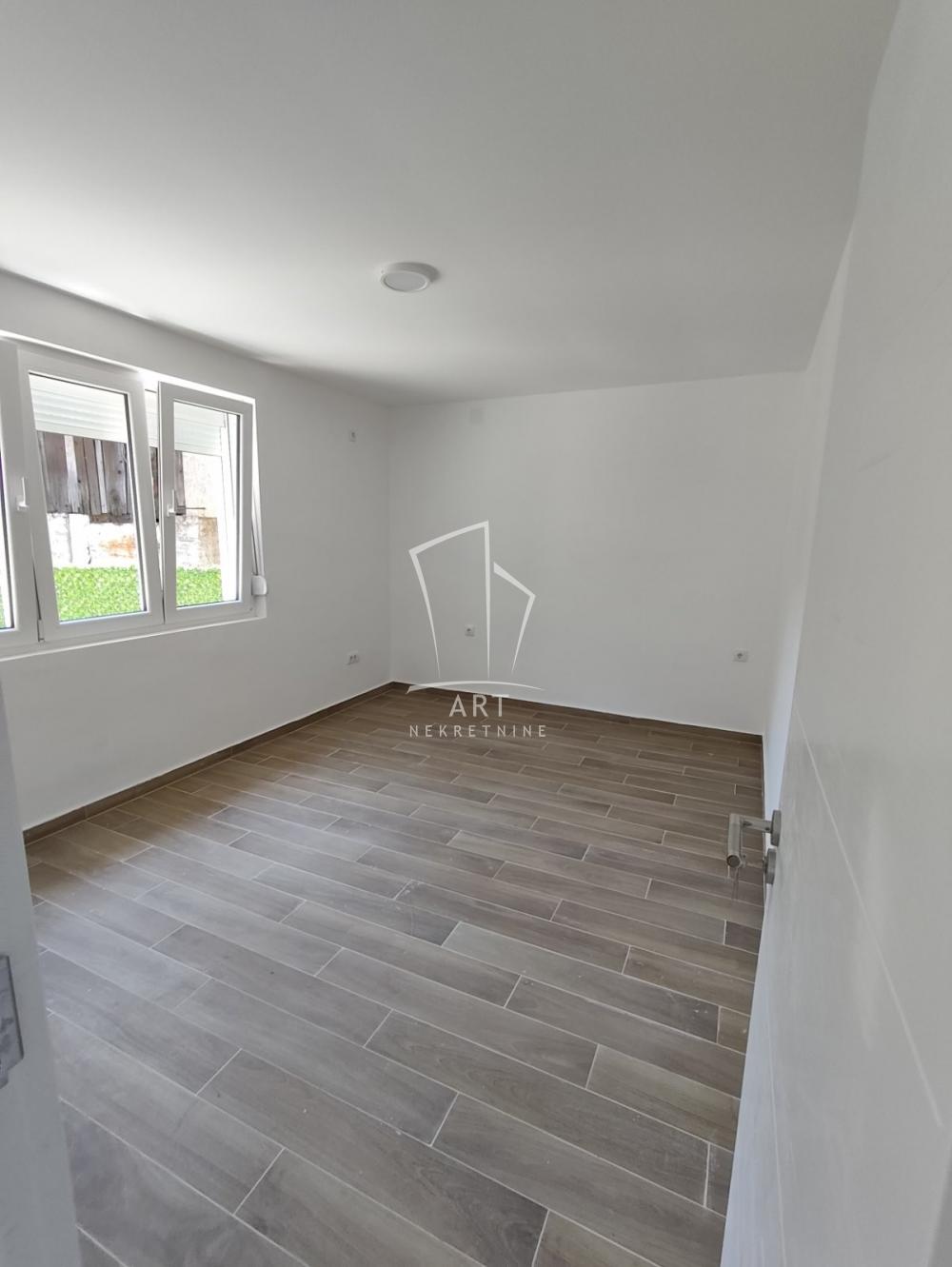 Slika 1 - Severni bulevar, Dvoiposoban stan na prodaju, 43m2, 138.200€