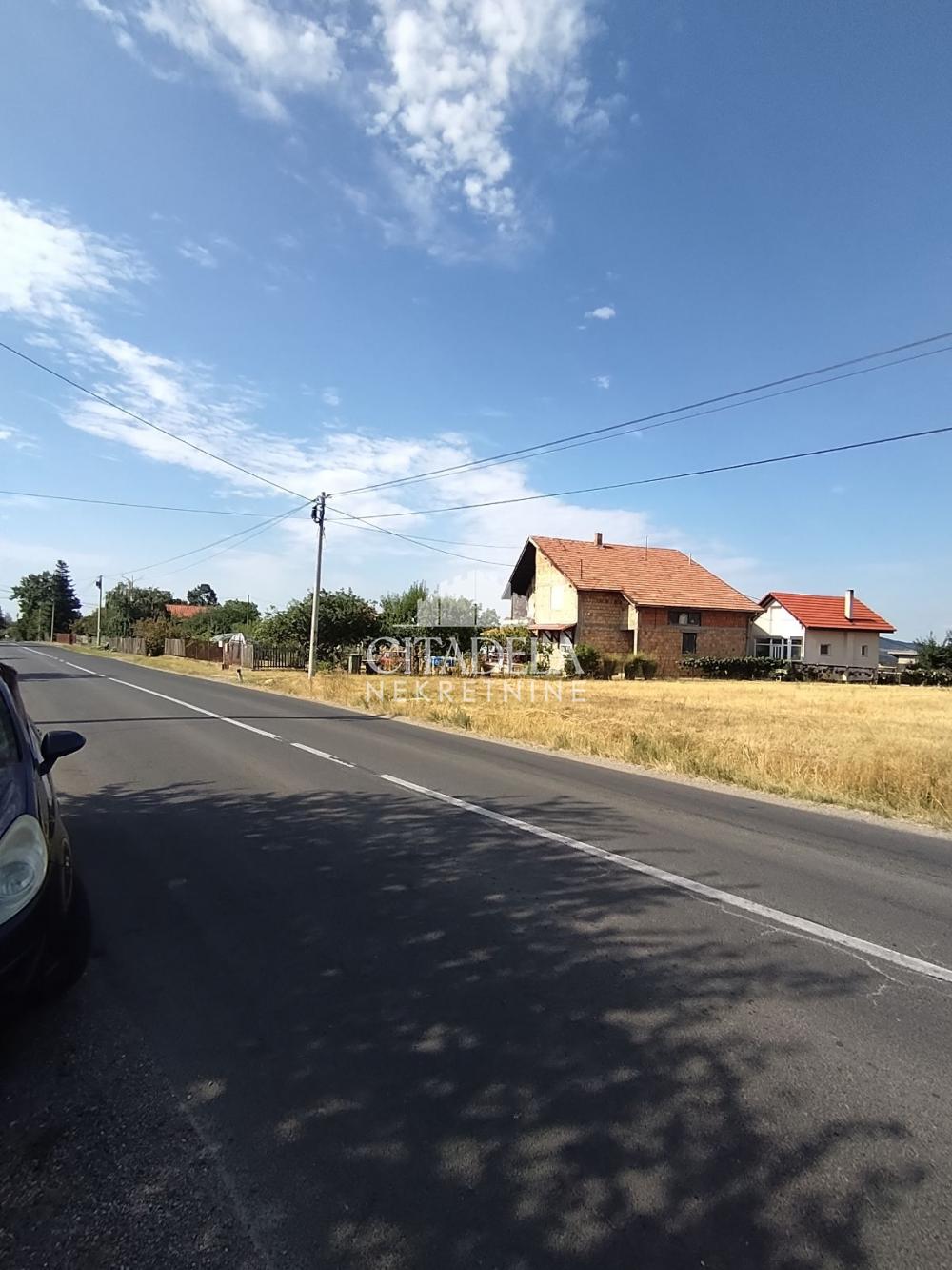Slika 1 - Lipovički put Plac na prodaju, Voždovac, Ripanj, 371.000€