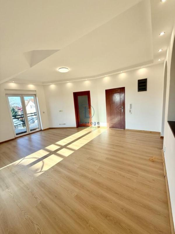 Slika 3 - Vodovodska,  Lokal za izdavanje, 64m2, 650€