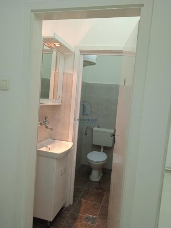 Slika 4 - Bulevar Mihajla Pupina,  Lokal za izdavanje, 23m2, 300€