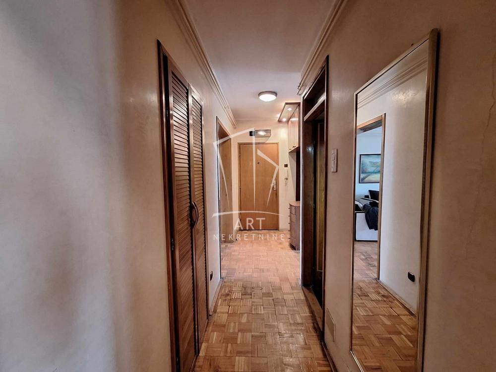 Slika 2 - Aleksandra Stamboliskog, Trosoban stan za izdavanje, 80m2, 1.100€