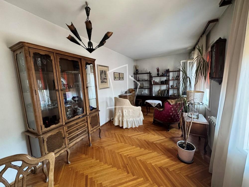 Slika 1 - Simina, Trosoban stan za izdavanje, 72m2, 800€
