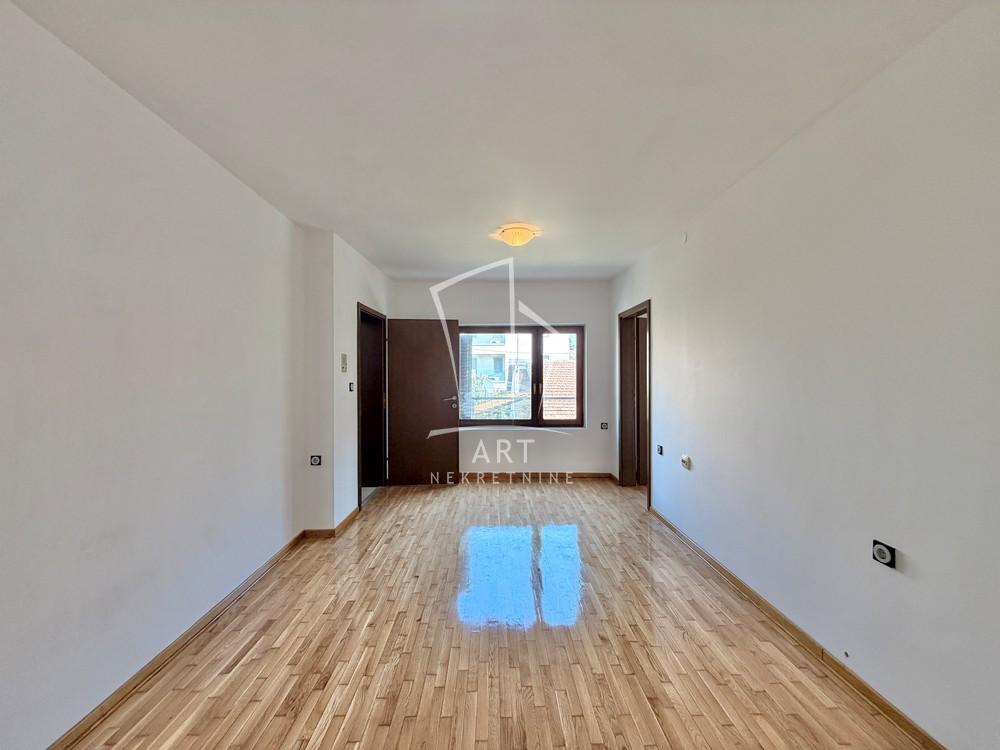 Slika 3 - Živka Davidovića, Trosoban stan na prodaju, 58m2, 245.000€