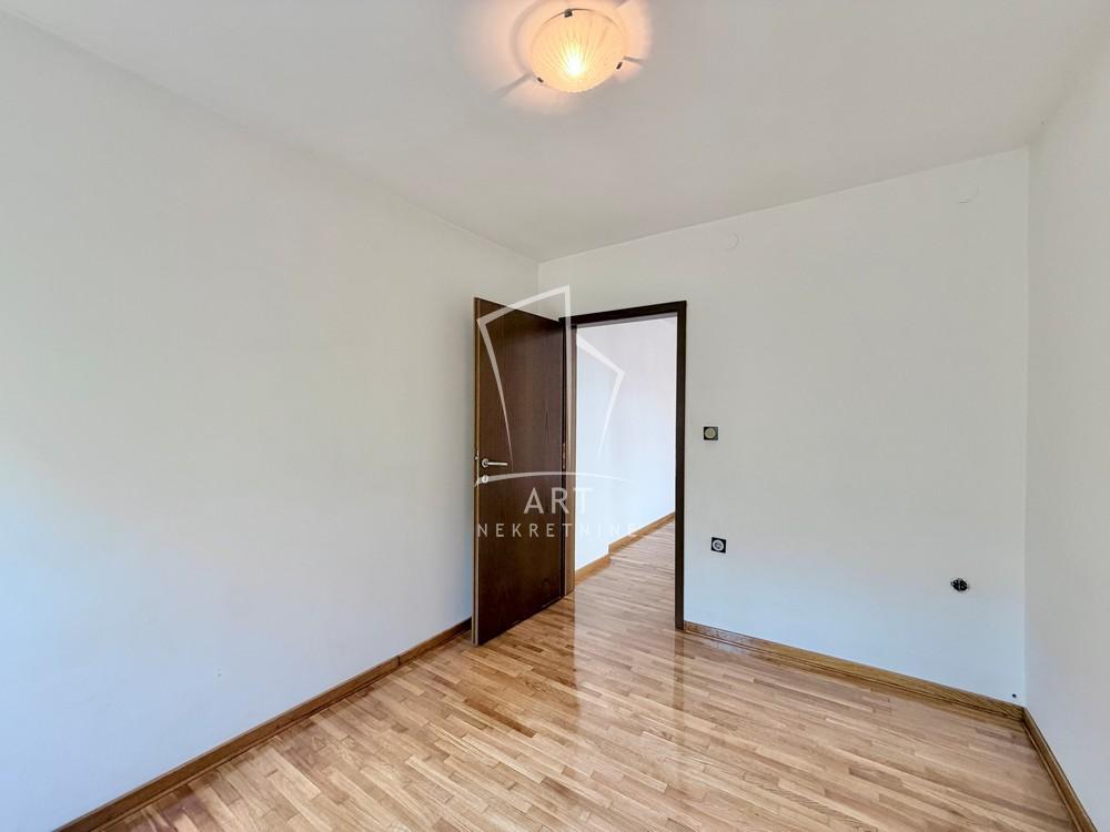 Slika 6 - Živka Davidovića, Trosoban stan na prodaju, 58m2, 245.000€