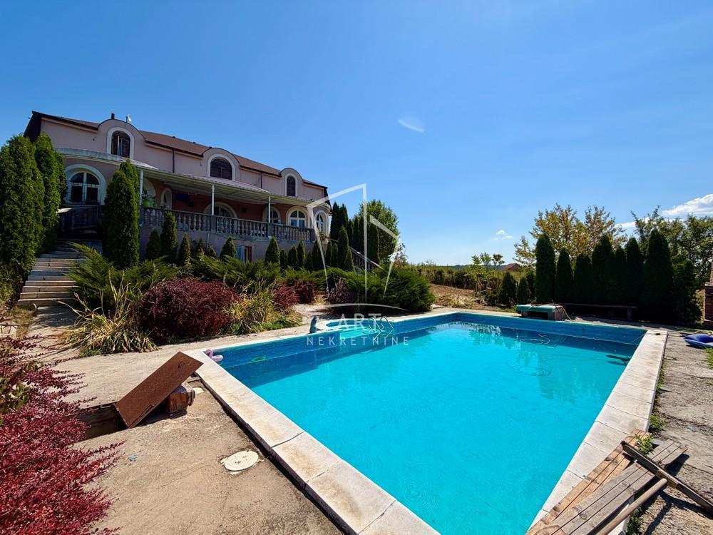 Glavna slika -Put za Markoviće,  Kuća na prodaju, 610m2, 1.096.000€