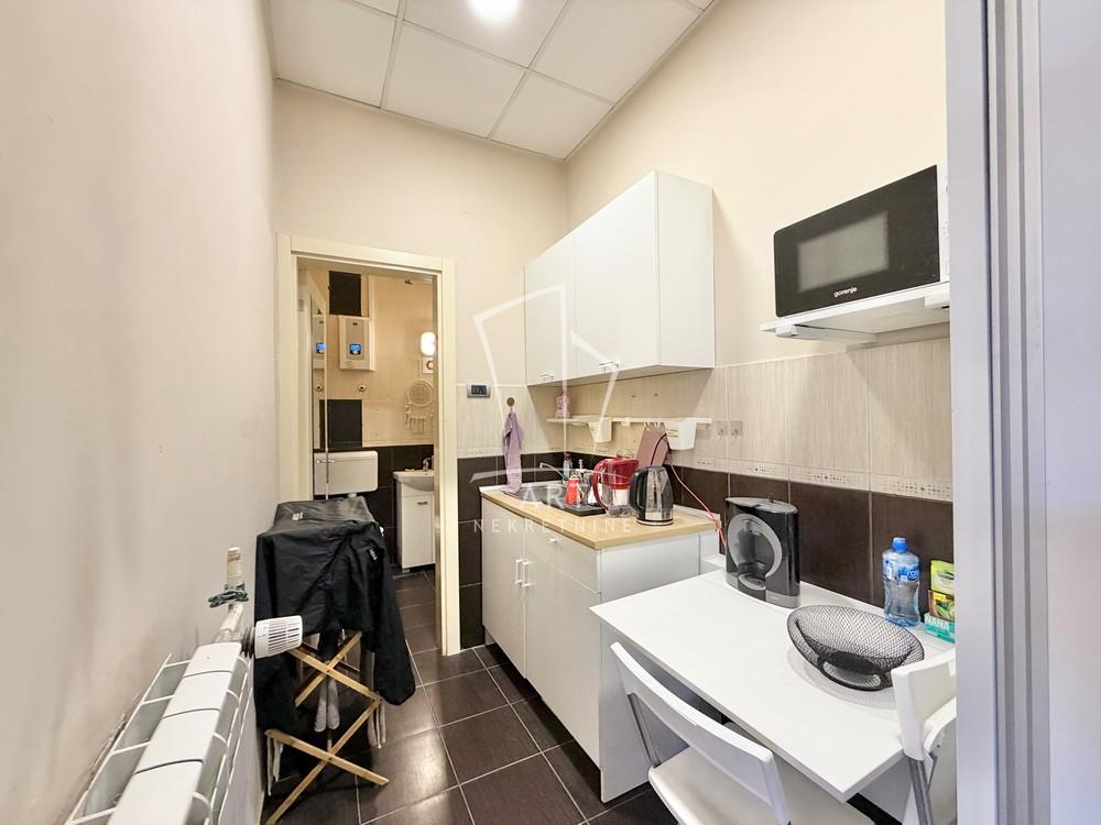 Slika 7 - Strahinjića Bana,  Lokal za izdavanje, 65m2, 3.000€