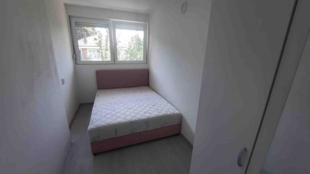Slika 3 - Petra Jovovića, Dvoiposoban stan za izdavanje, 48m2, 450€