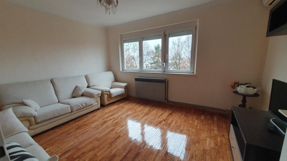 Glavna slika -Braće Grim, Dvosoban stan za izdavanje, 48m2, 650€