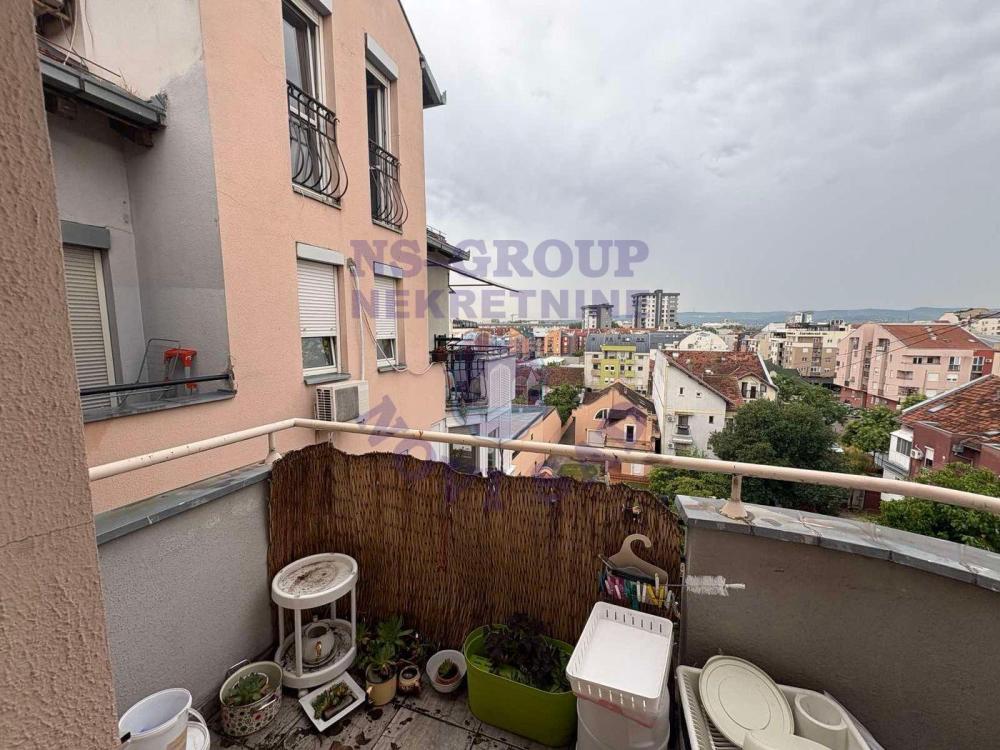 Slika 2 - Hadži Ruvimova, Četvorosoban stan na prodaju, 83m2, 211.150€