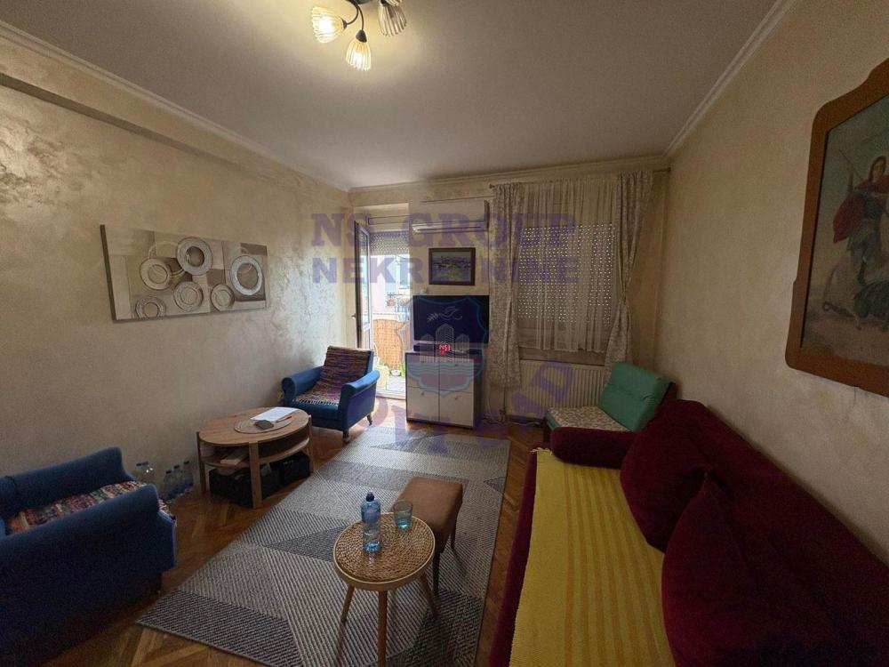 Glavna slika -Hadži Ruvimova, Četvorosoban stan na prodaju, 83m2, 211.150€