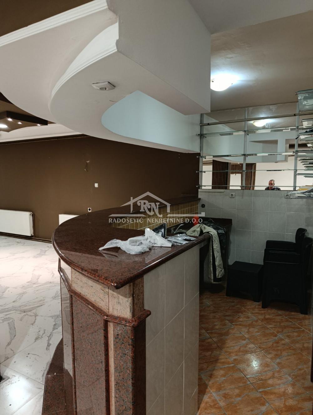 Slika 9 - Omladinsko šetalište,  Lokal za izdavanje, 180m2, 1.000€