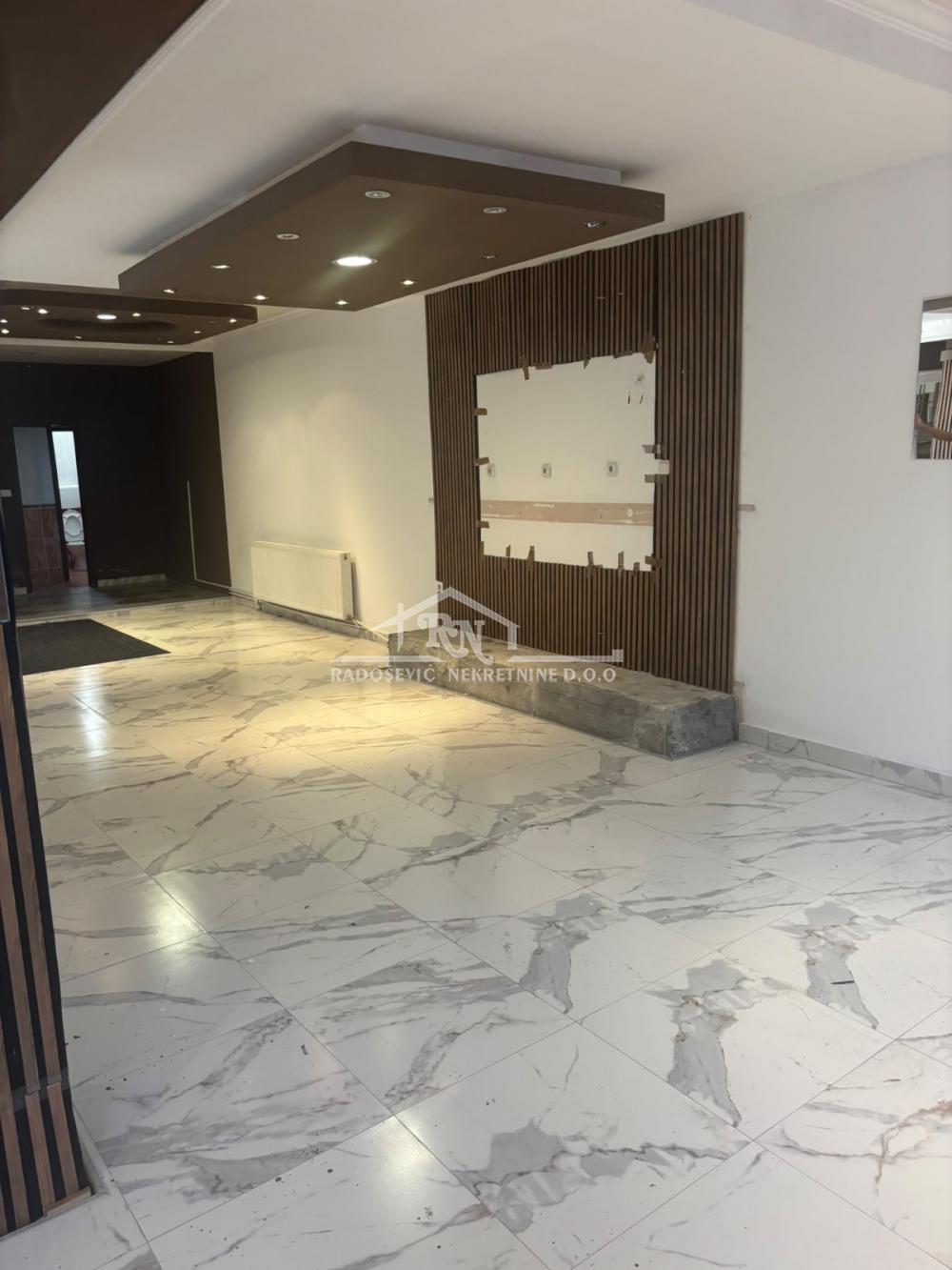Slika 3 - Omladinsko šetalište,  Lokal za izdavanje, 180m2, 1.000€