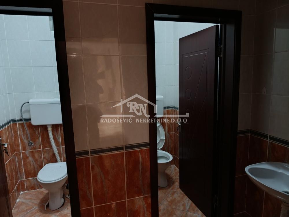 Slika 4 - Omladinsko šetalište,  Lokal za izdavanje, 180m2, 1.000€