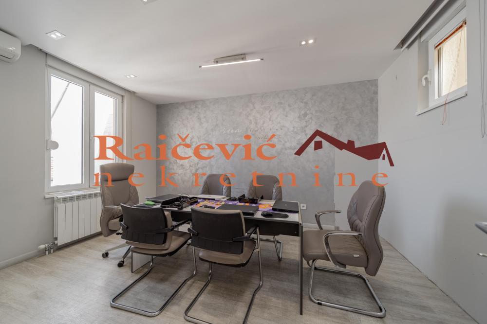 Slika 5 - Pecska, Petosoban stan na prodaju, 118m2, 349.000€