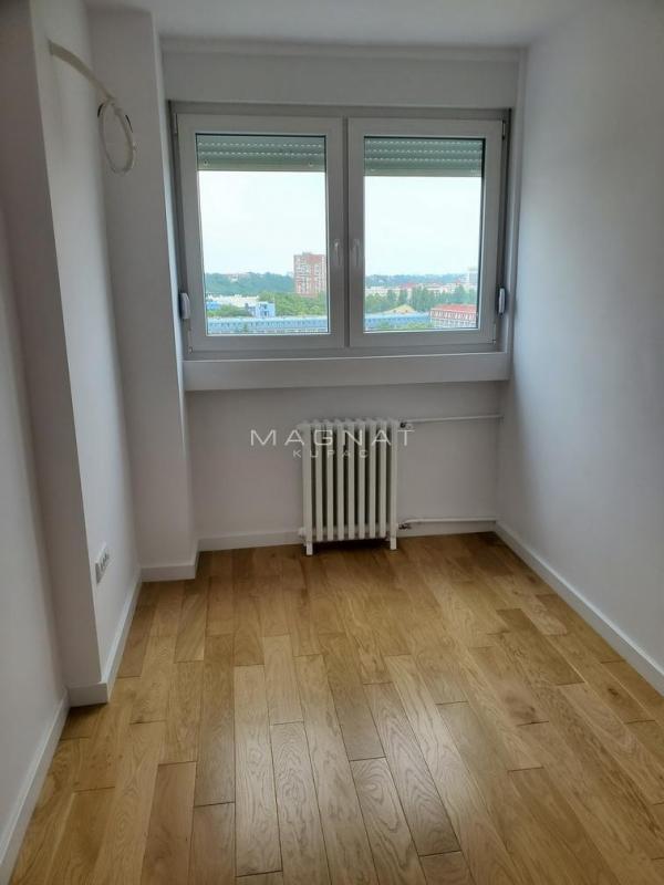 Slika 7 - Bulevar Arsenija Čarnojevića, Četvorosoban stan na prodaju, 95m2, 310.000€