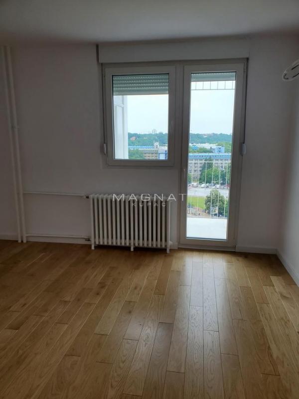 Slika 6 - Bulevar Arsenija Čarnojevića, Četvorosoban stan na prodaju, 95m2, 310.000€