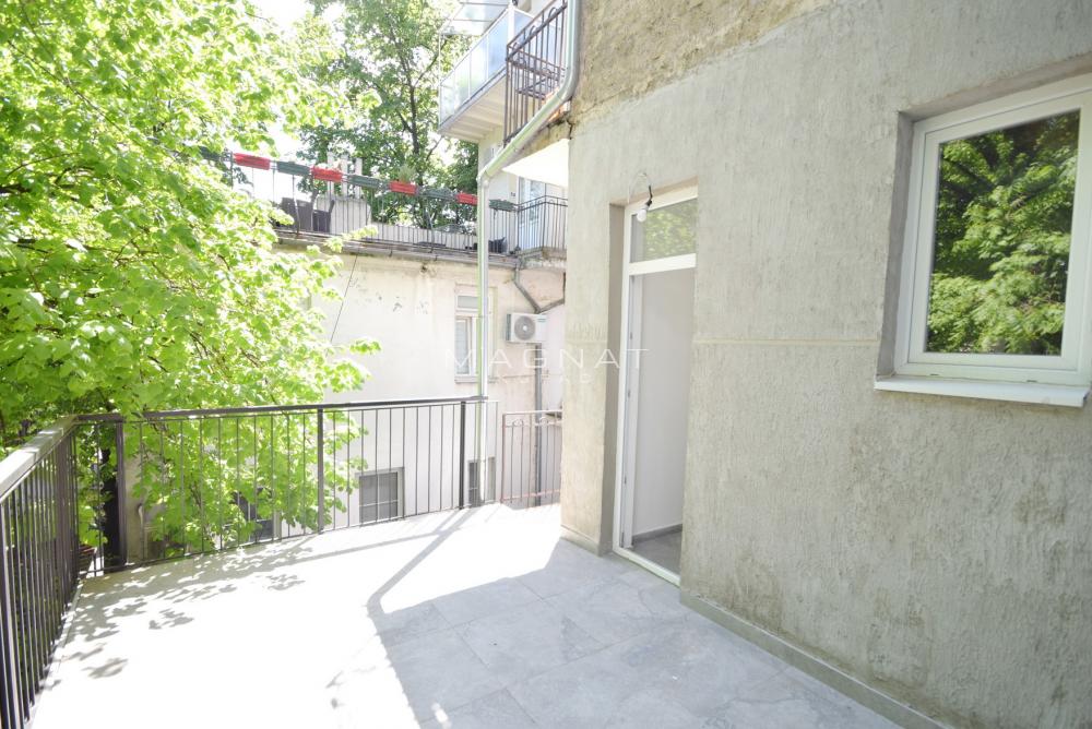 Slika 10 - Džordža Vašingtona, Trosoban stan na prodaju, 87m2, 289.900€