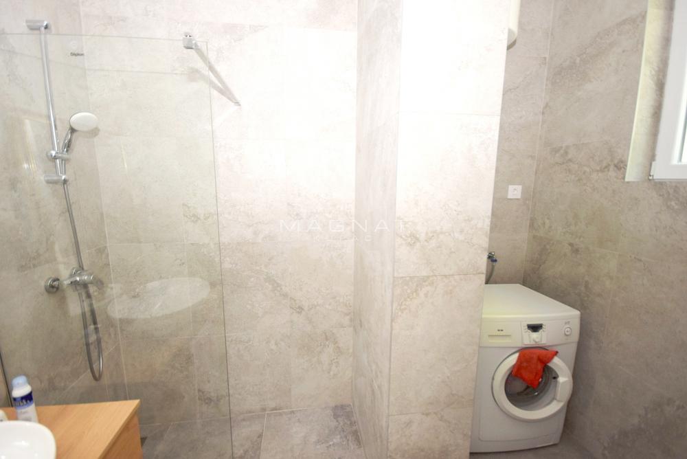 Slika 11 - Džordža Vašingtona, Trosoban stan na prodaju, 87m2, 289.900€