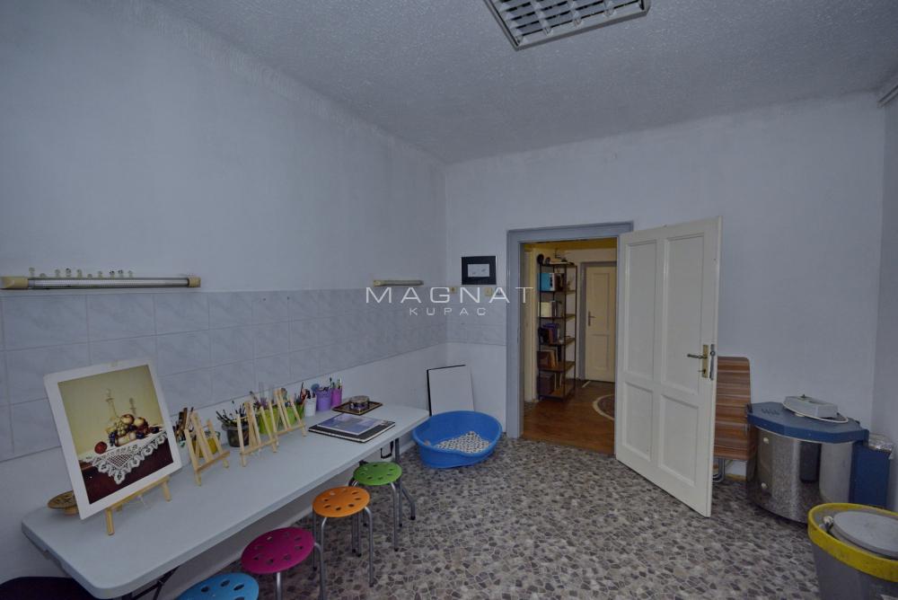 Slika 6 - Admirala Geprata, Trosoban stan na prodaju, 81m2, 320.000€