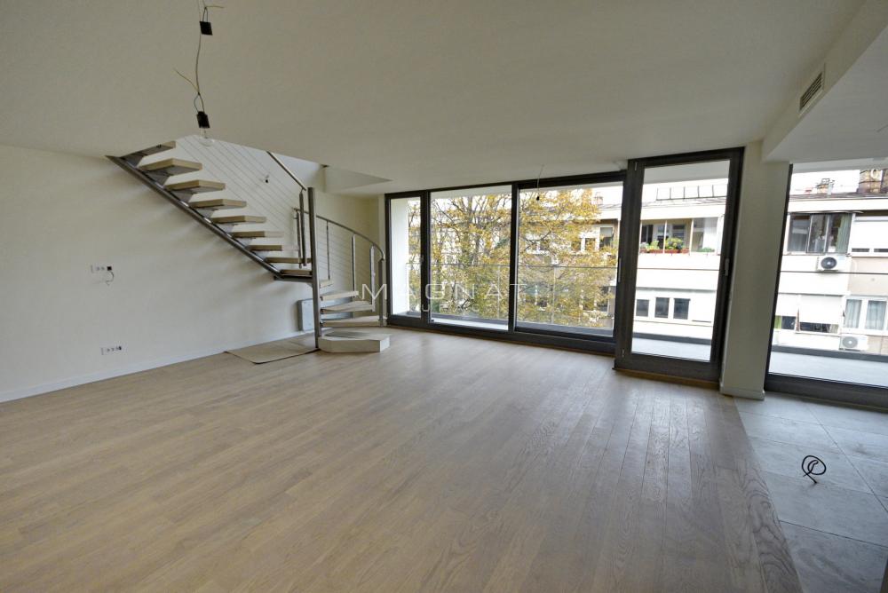 Slika 1 - Admirala Vukovića, Četvorosoban stan na prodaju, 133m2, 505.400€