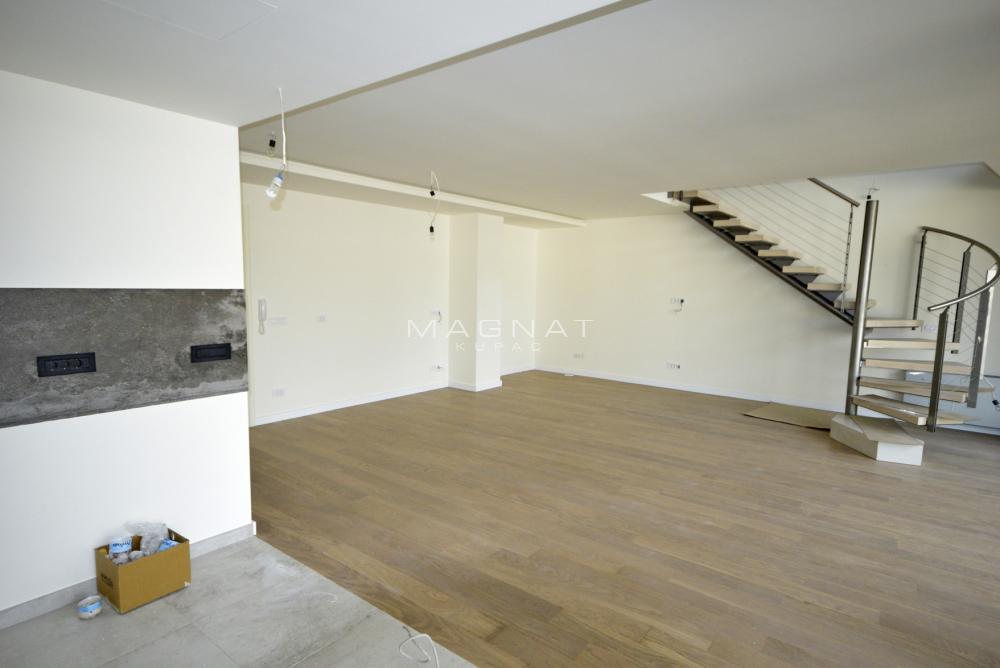 Slika 3 - Admirala Vukovića, Četvorosoban stan na prodaju, 133m2, 505.400€