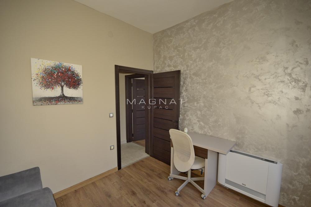 Slika 2 - Risanska, Četvorosoban stan na prodaju, 80m2, 299.900€