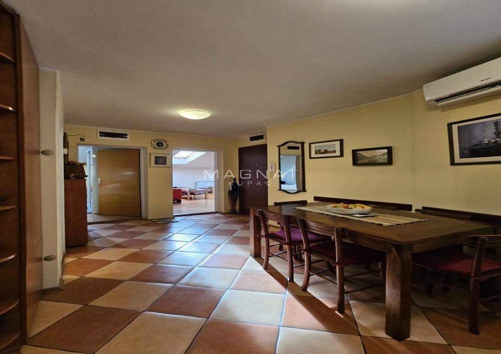 Slika 11 - Maršala Birjuzova, Trosoban stan na prodaju, 81m2, 265.000€