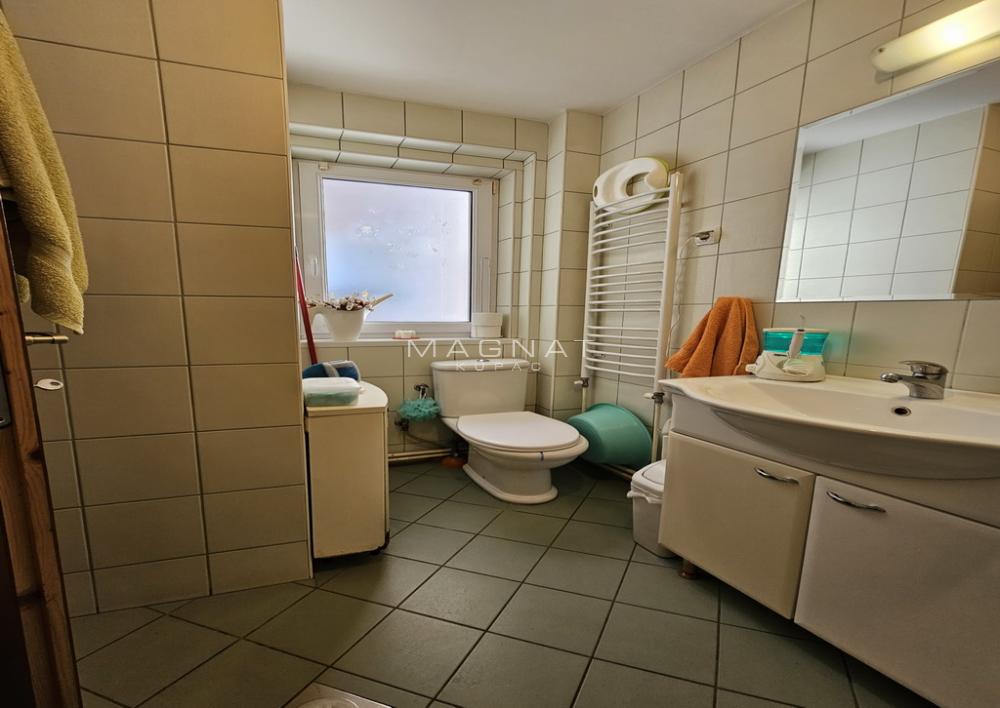 Slika 8 - Maršala Birjuzova, Trosoban stan na prodaju, 81m2, 265.000€